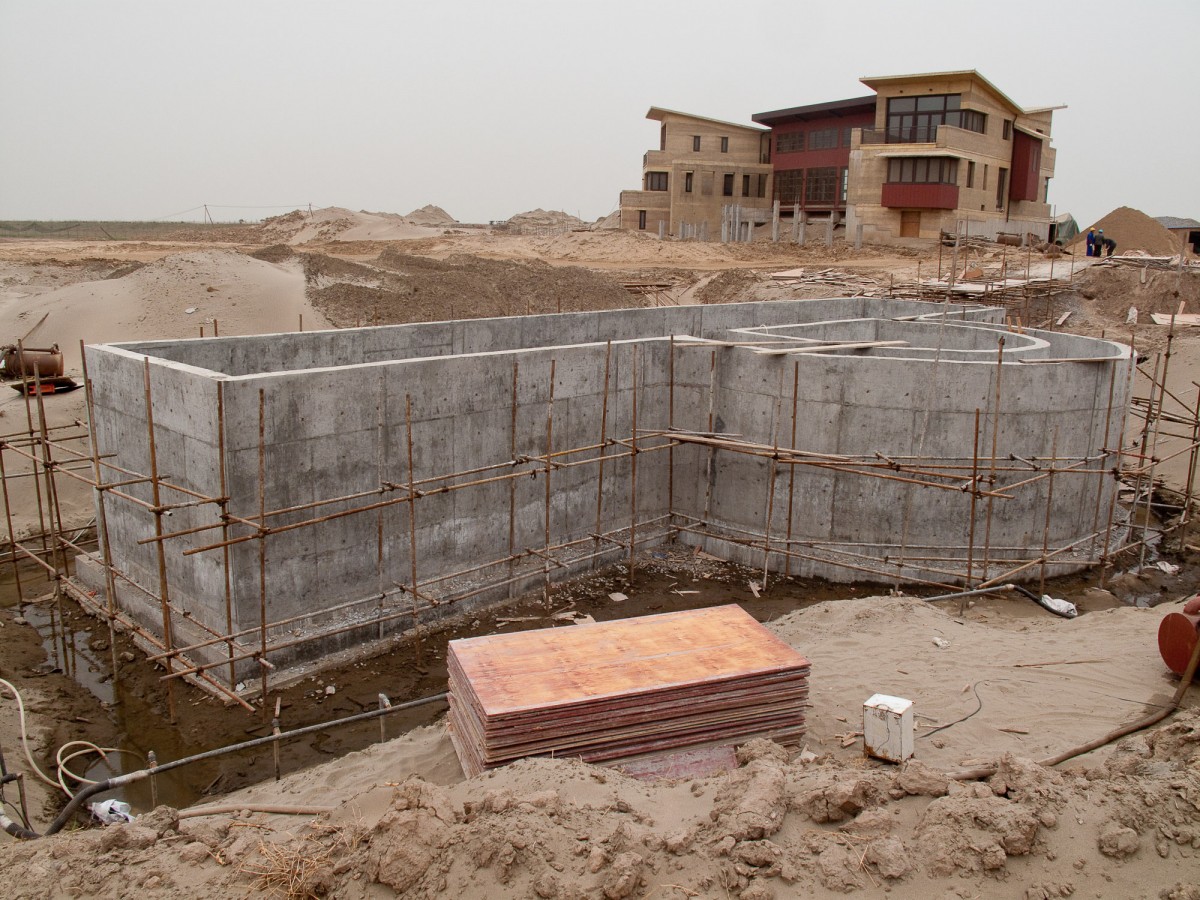 Greenspace is proud to have designed and built the first true natural swimming pool in China. 